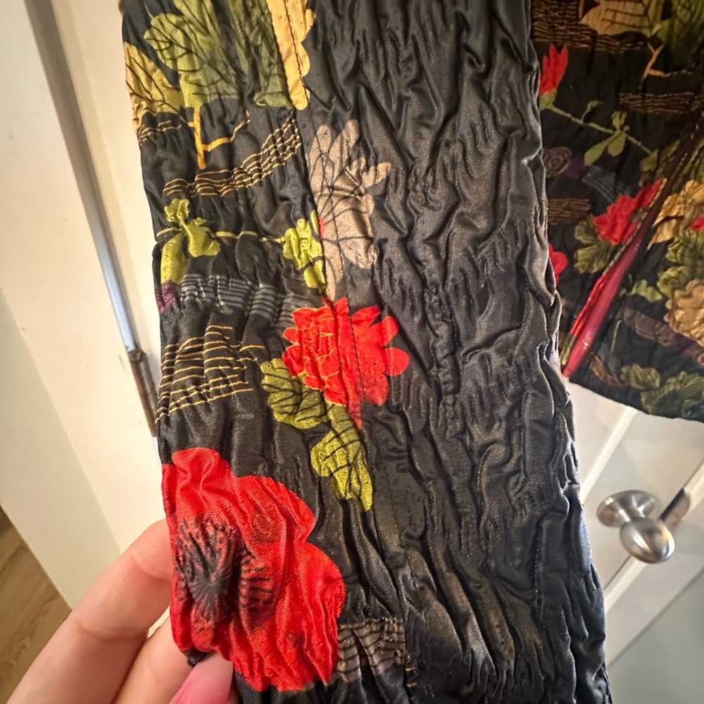 Beautiful Jacket Spring Weight. - image 3